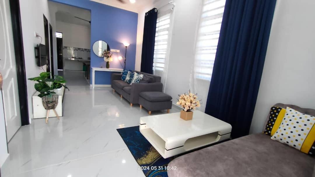 Hadeera Minimalis Family Homestay クアラ・トレンガヌ エクステリア 写真